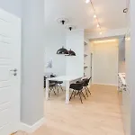 Hotel Unit Deluxe Centrum Plac Zbawiciela Hala Koszyki *