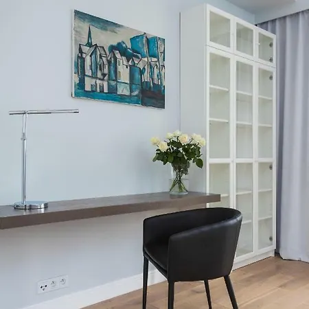 Apartment Unit Deluxe Centrum Plac Zbawiciela Hala Koszyki Warsaw